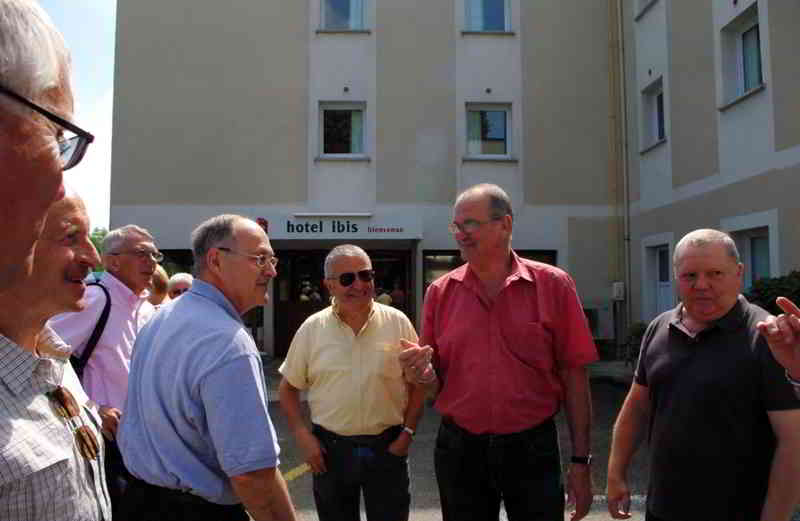 3_GASCOGNE 003 (Lauze).jpg - ... et retrouvailles.